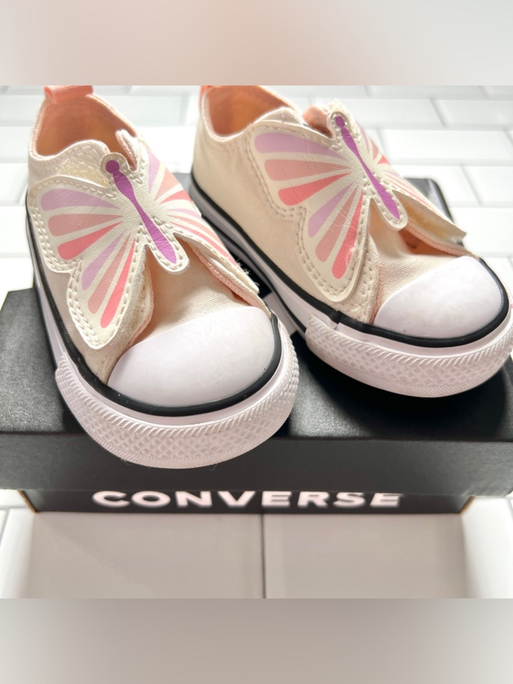 5🦋 Converse Toddler Girls Chuck Taylor All Star Easy On Butterflies Sneakers